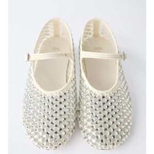 Zara Cream and Silver Dress Shoes with Rhinestone Embellishments
